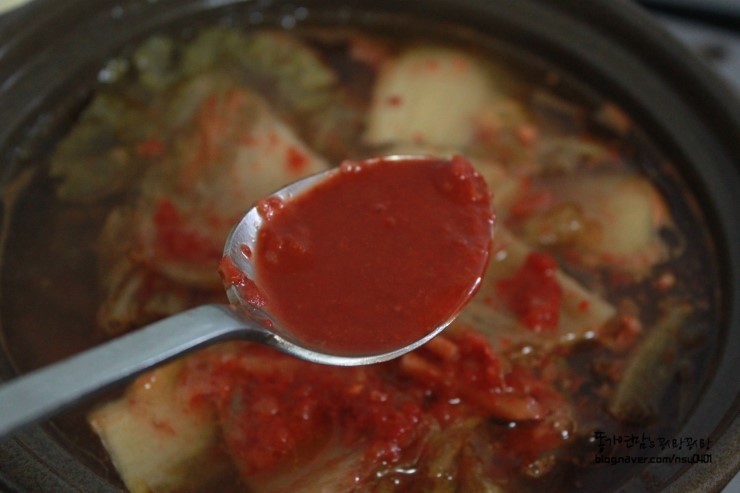울엄마 김치찌개 이미지