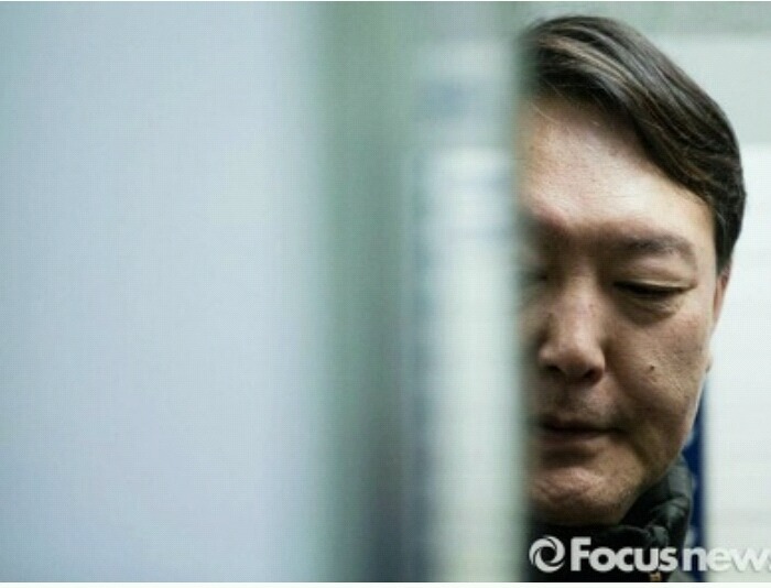 우병우를 전담 마크하는 검사 | 인스티즈