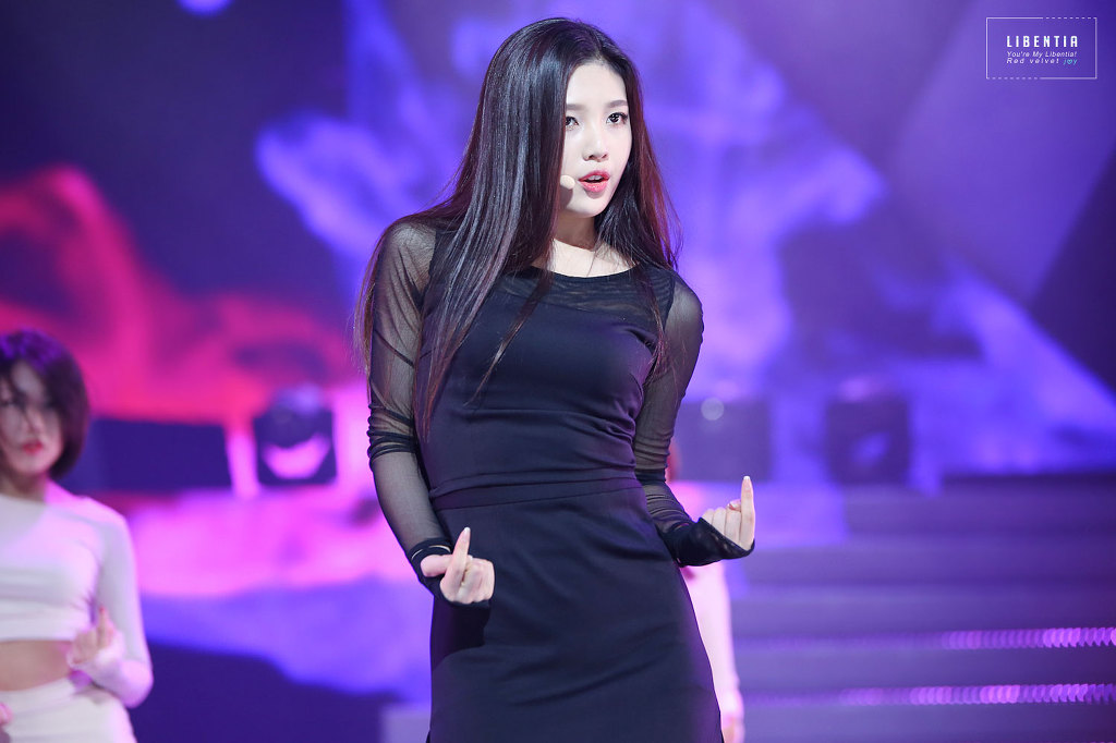 꾸준히 본인이 섹시하다 주장중이었던 조이.jpg | 인스티즈