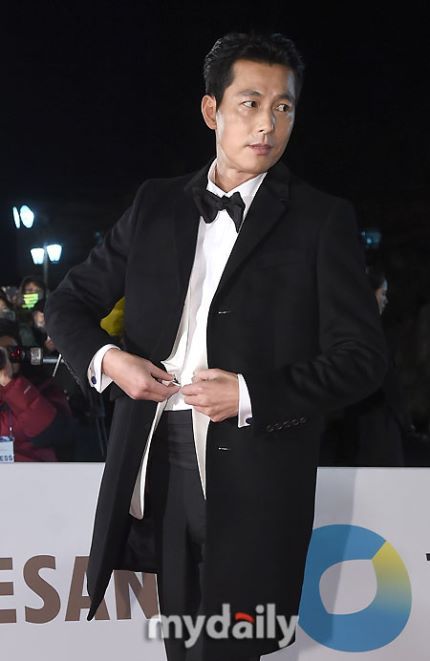 오늘자 청룡영화상 정우성ㄷㄷㄷ | 인스티즈