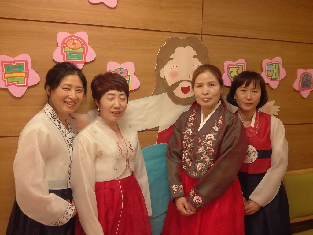 뵈뵈한복 이미지