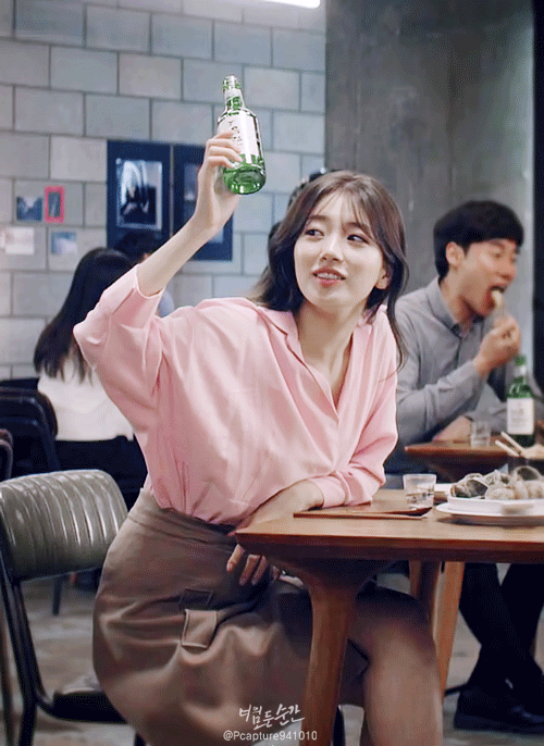 너무 예쁜 수지 처음처럼 CF컷(연인편)gif | 인스티즈