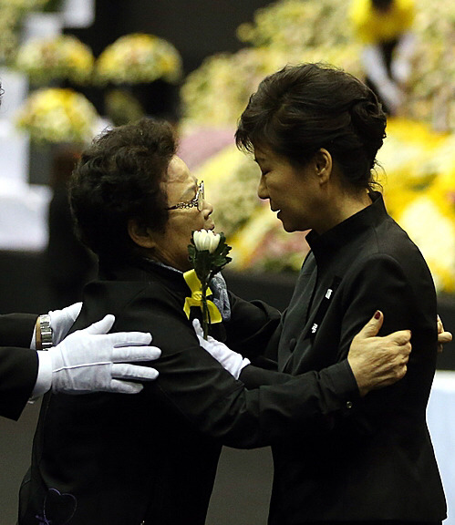 가식적인 행동 甲 | 인스티즈