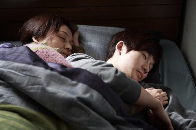 안 본 사람은 있어도 안 운 사람은 없다는 영화 | 인스티즈