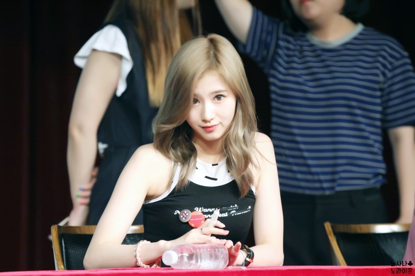 [트와이스] 큐티+섹시 사나.gif | 인스티즈