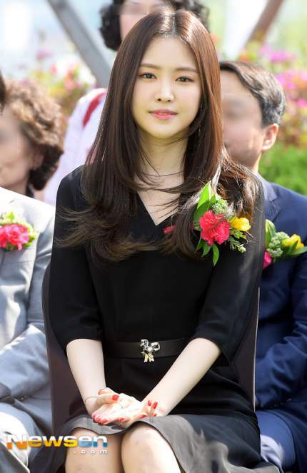 오늘자 손나은 미모ㄷㄷㄷ | 인스티즈