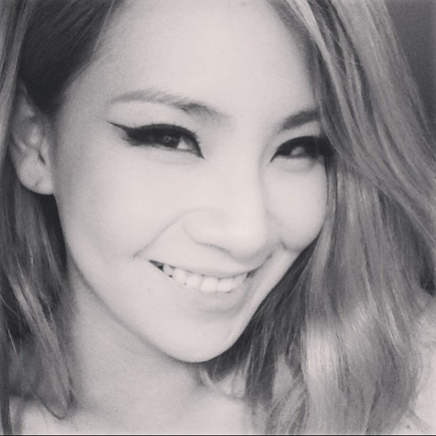 아이돌중 최고의 리더 甲 (살면서 이런사람이 곁에있다는건 로또보다 더 큰행운) | 인스티즈