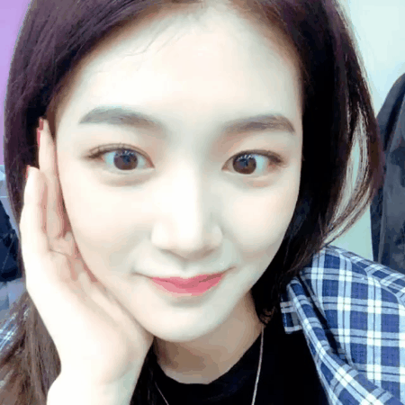 묶은 머리 풀때 핵공감 | 인스티즈