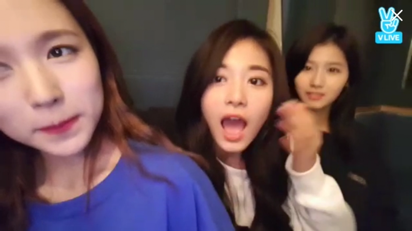 [트와이스] 스포날리고 놀란 쯔위 ㅋㅋㅋㅋ | 인스티즈