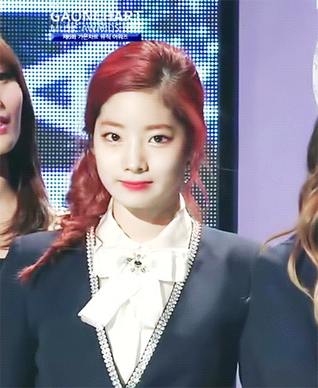 둡둡한 다현.gif | 인스티즈
