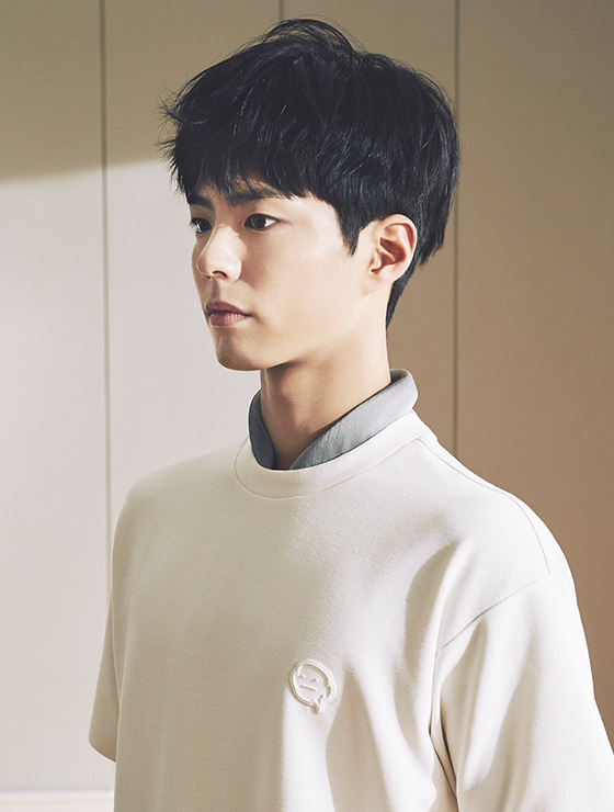 최근 남성복 광고 찍은 박보검 비주얼...ㄷㄷ | 인스티즈