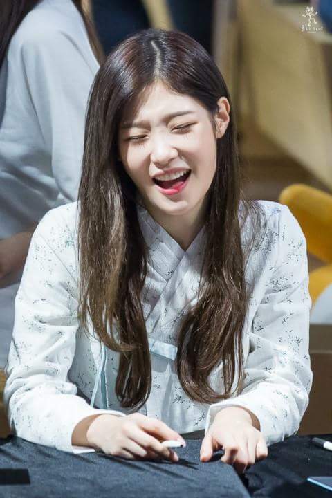 오늘 생일인 핵미모 | 인스티즈