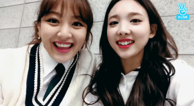 오늘자 나연 지효 | 인스티즈