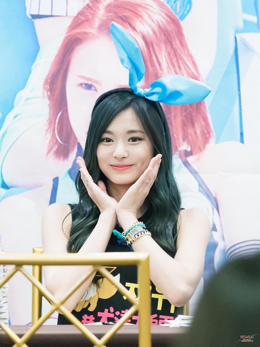 [트와이스] 대놓고 이쁨이쁨한 쯔뭉이 쯔위 짤모음.jpg | 인스티즈