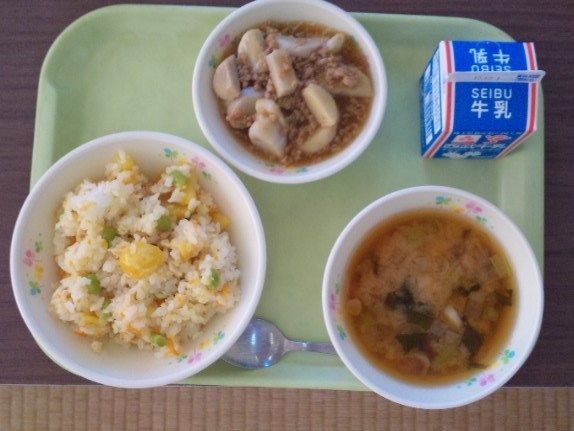 일본의 일반적인 학교 급식.JPG | 인스티즈