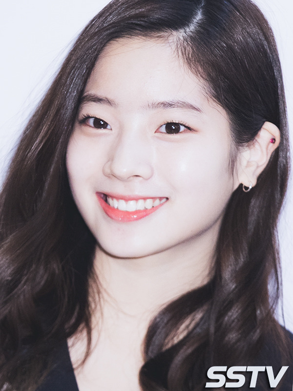 [트와이스] 아이돌 찍덕 뺨치고 두번 치는 SSTV 사진기자님 | 인스티즈