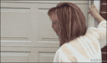 자동문 본 아이의 반응. gif | 인스티즈