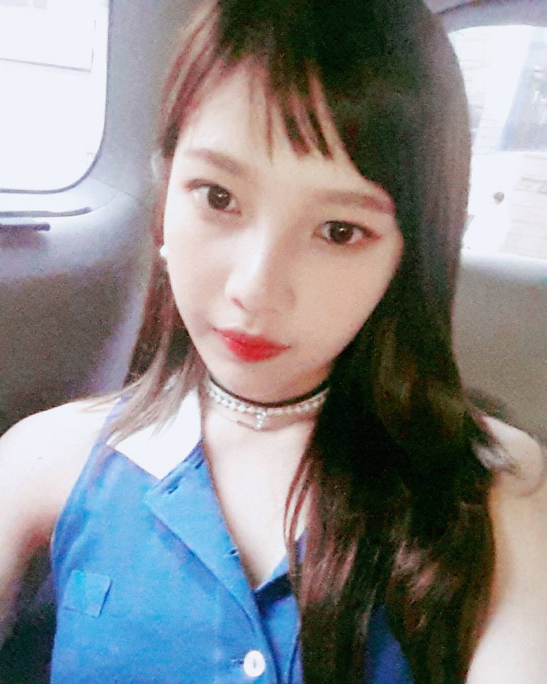 오늘자 흑발하고 미모 대박리즈 찍은 조이 ㄷㄷ | 인스티즈