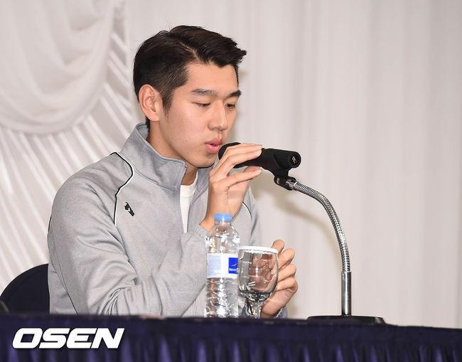 오늘자 프리미어12 대표팀 소집 이대은.jpg | 인스티즈