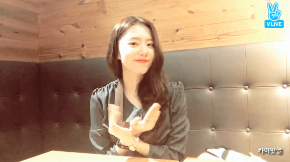 오늘자 소혜 브이앱 움짤.gif (데이터주의) | 인스티즈