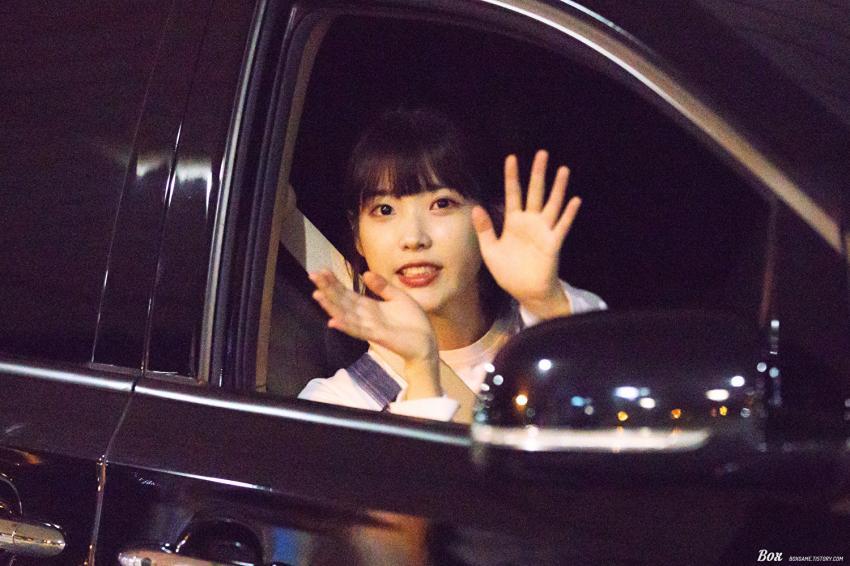 아이유 지디콘 출퇴근.jpgif | 인스티즈