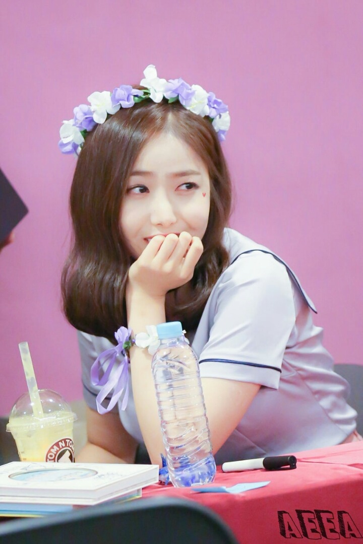 [여자친구] 점심에 보는 신비♡♡ | 인스티즈