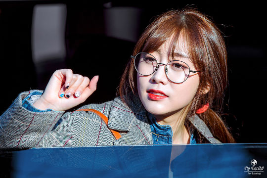 러블리즈 (덮)지수 VS (깐)지수 | 인스티즈