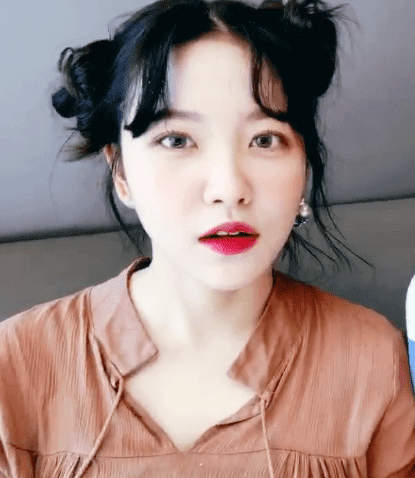 [레드벨벳] 옒쓸커플(예리,슬기) 과자 먹방타임.gif | 인스티즈