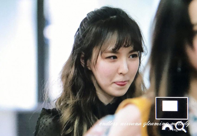 [레드벨벳] 4월 21일 인천공항출국 웬디 프리뷰(완이 미모 미쳐ㅠ) | 인스티즈