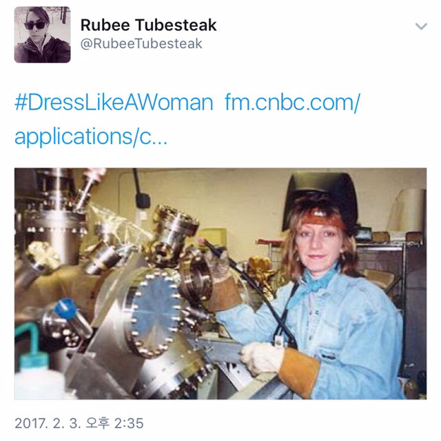 트럼프가 여성 행정직원들에게 "여자답게 입으라"는 지시를 내려서 트위터에 #DressLikeAWoman 해시태그가 돌고있음 | 인스티즈