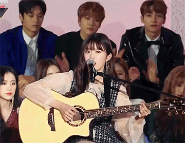 [움짤데이터주의] 2018 MAMA 프로미스나인.gif | 인스티즈