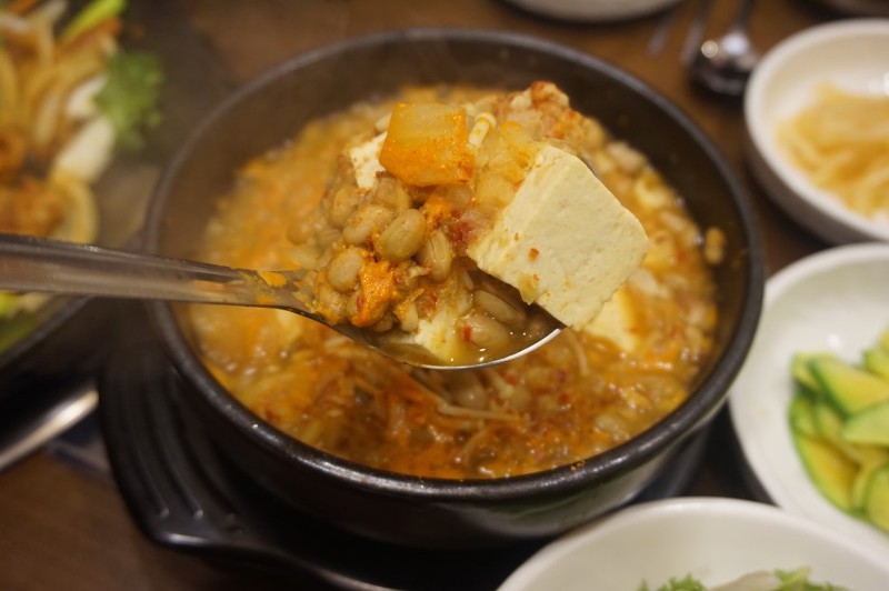 냄새때문에 호불호 엄청 갈리는 찌개.jpg | 인스티즈