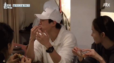 여자들과 식사하면서 분위기 띄우는 방법 | 인스티즈