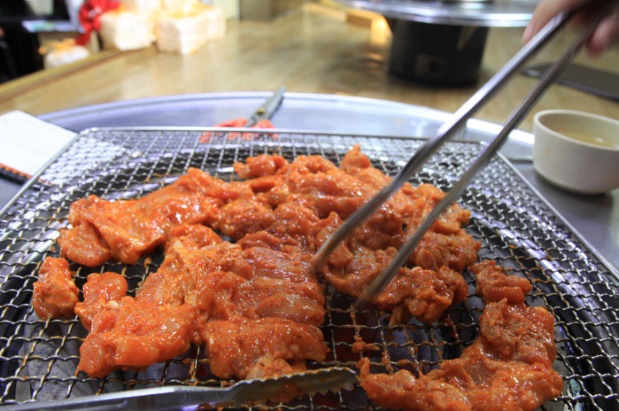 어느날 친구가 닭요리에 술 한잔 하자고 한다 당신의 선택은? | 인스티즈
