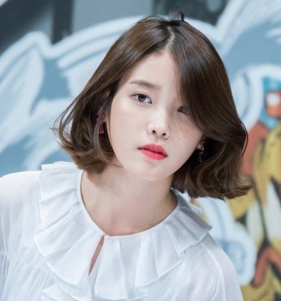 아이유 | 인스티즈