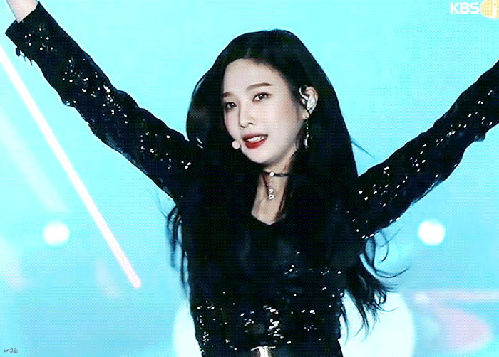 레드벨벳의 큐티섹시 담당 조이.jpgif | 인스티즈