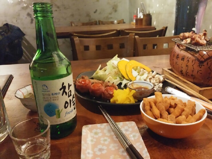 집에서 혼자 소주 마셔본 적 있다 VS 없다 | 인스티즈