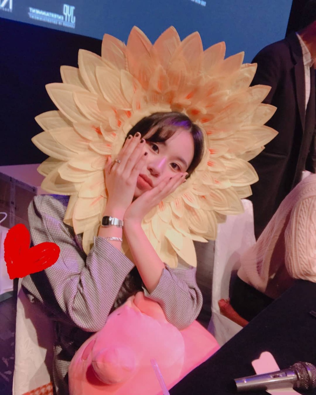 팬싸에서 무시무시하게 칼싸움하는 트둥이들 후덜덜........... | 인스티즈