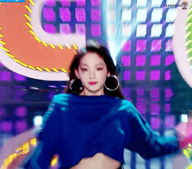오늘자 음악중심 새MC 옹성우 강미나 마크 | 인스티즈