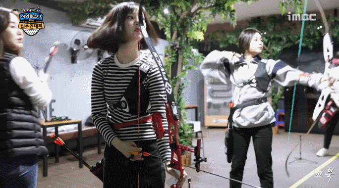 아육대 양궁 연습하는 여자친구.gif | 인스티즈