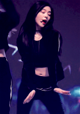 크롭탑 입은 레드벨벳 아이린.gif | 인스티즈