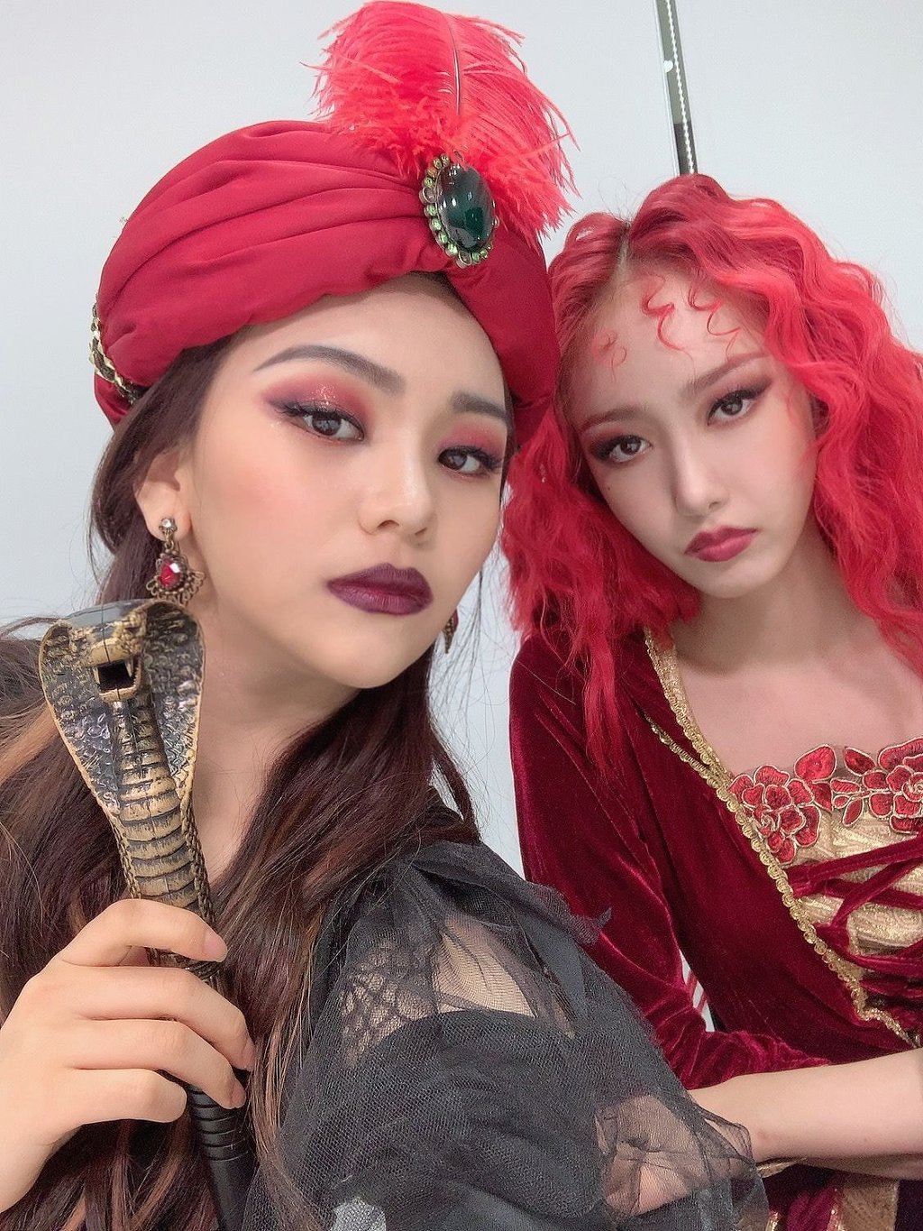 오늘자 마녀컨셉으로 영상팬싸인회한 여자친구.jpg | 인스티즈