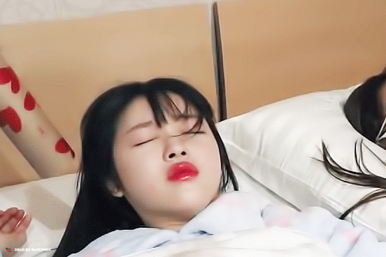 오마이걸 유아 움짤....gif | 인스티즈