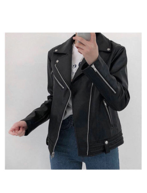 인더클로젯 이미지