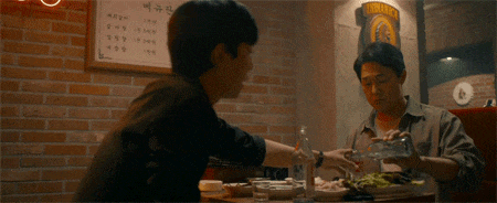 [라이프온마스] 2018년 경찰 한태주의 눈물겨운 쌍팔년도 수사 적응기 속 | 인스티즈