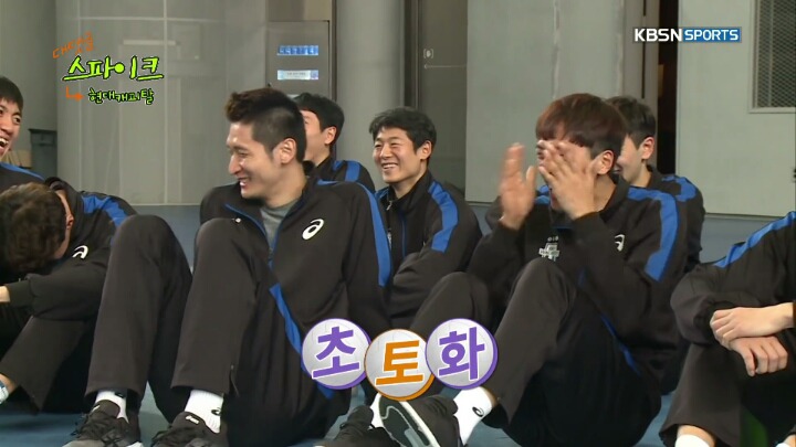 댓글읽는 외국인 선수.JPG | 인스티즈