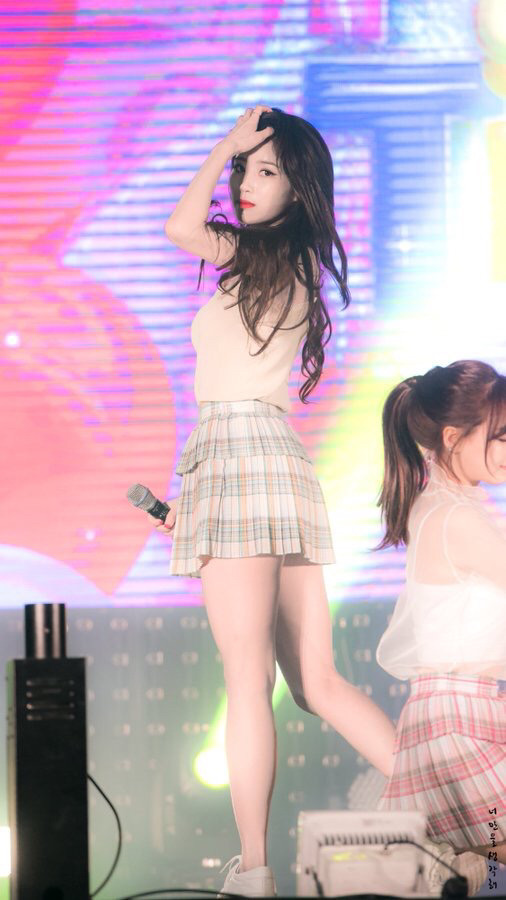 [러블리즈] 아침 밥도 먹었으니 양치질 하러 갈거라서 미주 | 인스티즈