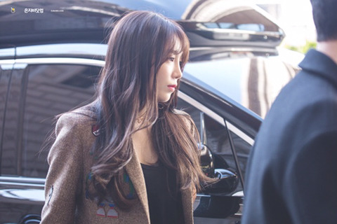 [에이핑크] 평소 아침보다는 조금 덜 추운 것 같아서 정은지 | 인스티즈