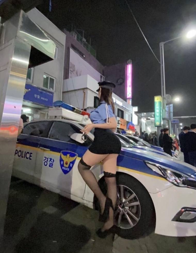 할로윈 이태원 여경ㄷㄷㄷ.jpg | 인스티즈