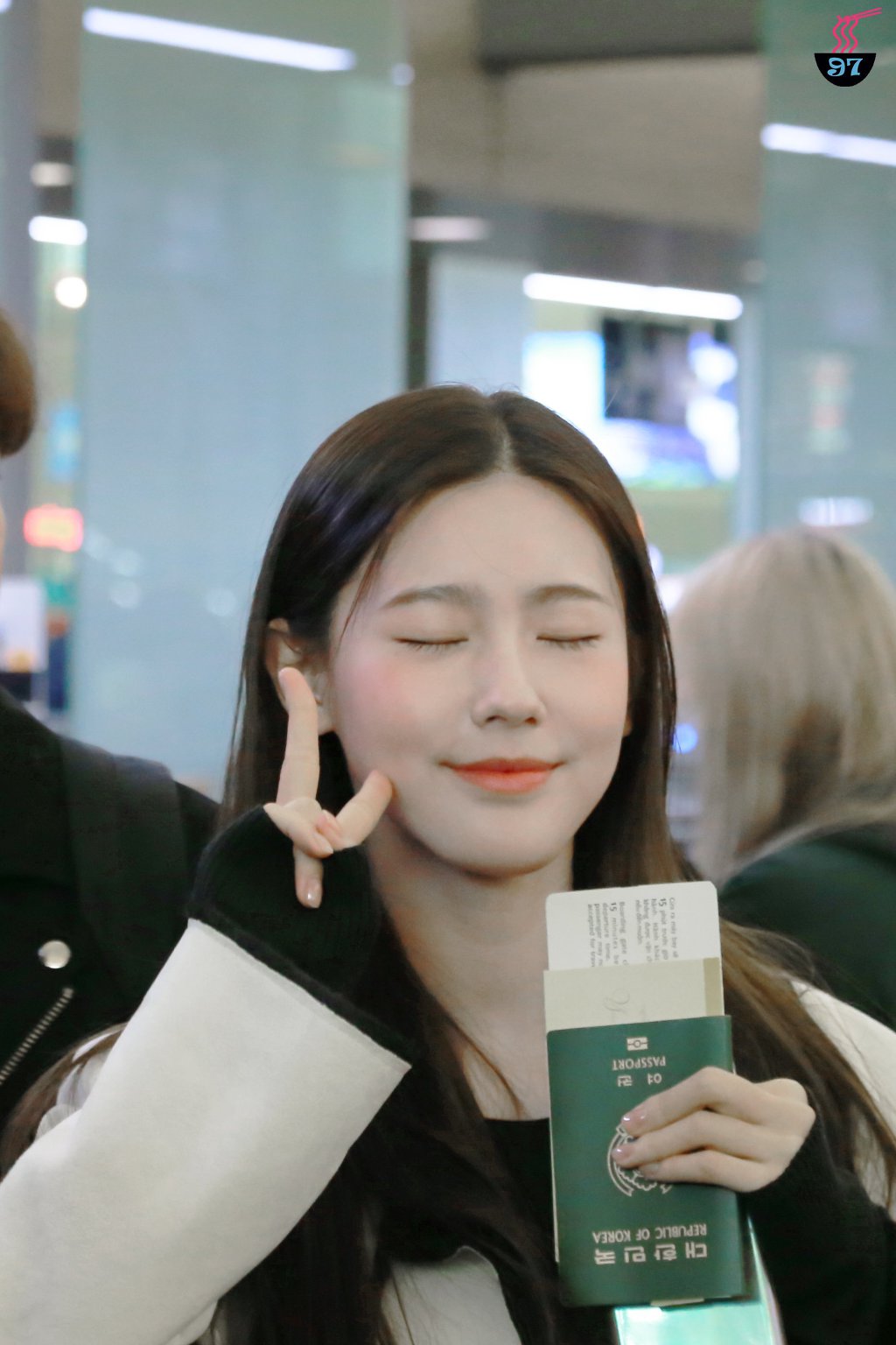 콧대가 이쁜 (여자)아이들 미연.jpgif | 인스티즈